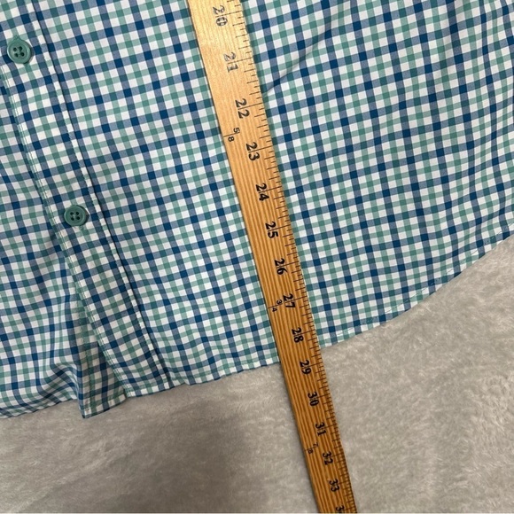 Columbia PFG button down - Picture 3 of 5